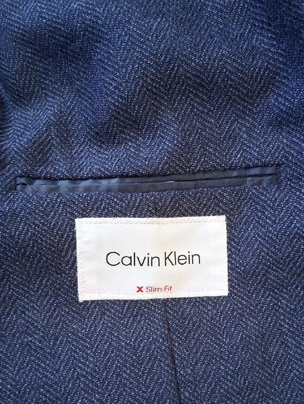 Calvin Klein Men's Wool Blend Navy Blue Herringbone Slim Fit  Blazer Size 42R - Picture 4 of 8